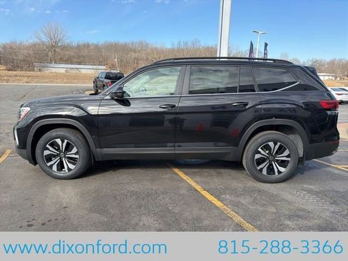 New 2026 Volkswagen Atlas SE image 4