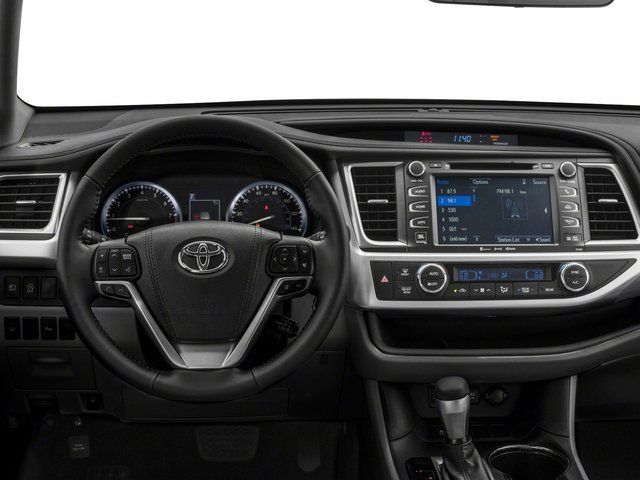 Used 2017 Toyota Highlander Limited AWD/4WD image 7