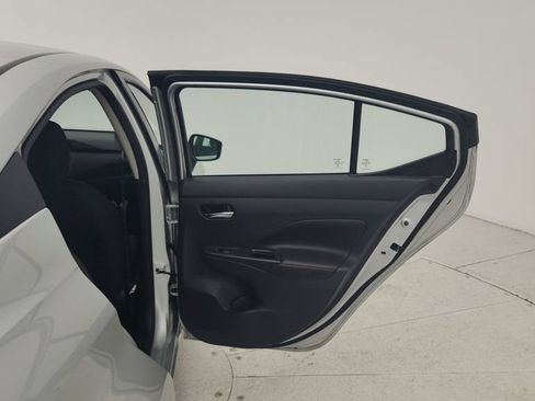 Used 2025 Nissan Versa SR w/ Trunk Package FWD image 27