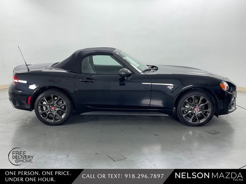 Used 2017 FIAT 124 Spider Abarth image 8