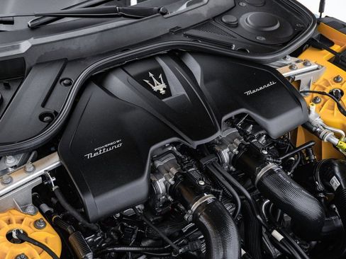 Used 2024 Maserati GranTurismo Trofeo image 31