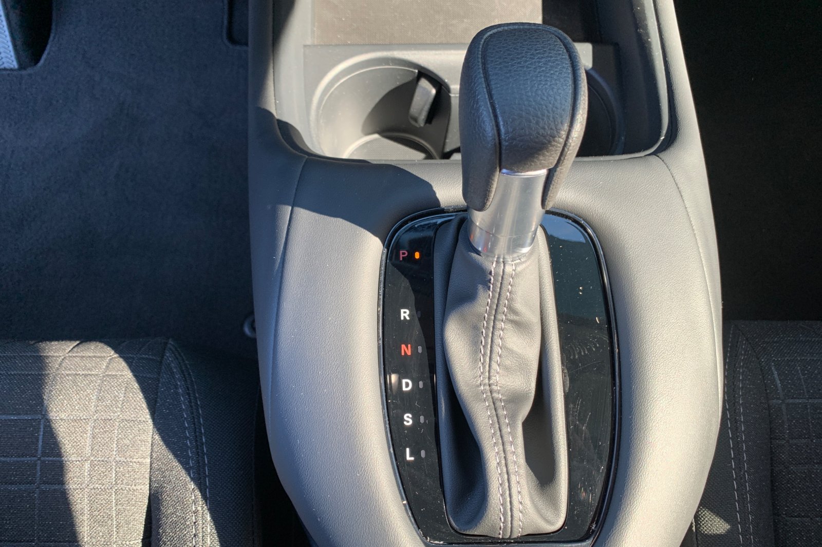 Certified 2025 Honda HR-V LX image 26