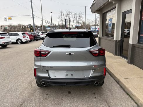 Used 2025 Chevrolet TrailBlazer RS w/ Convenience Package image 4