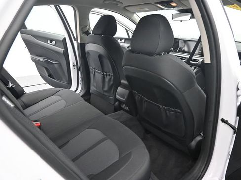 Certified 2022 Kia K5 LXS AWD/4WD image 19
