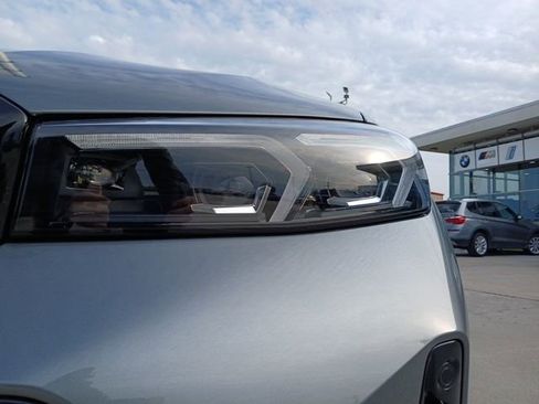 New 2026 BMW 330i Sedan image 4