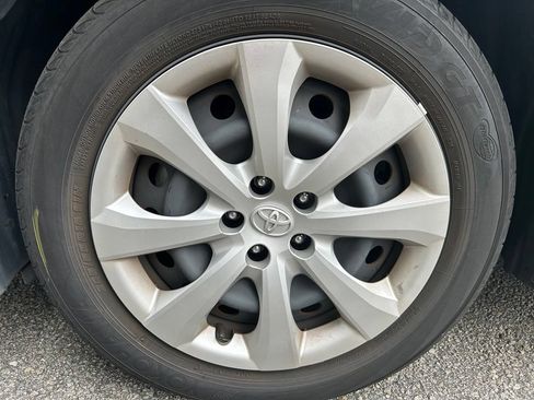 Certified 2024 Toyota Corolla LE FWD image 10