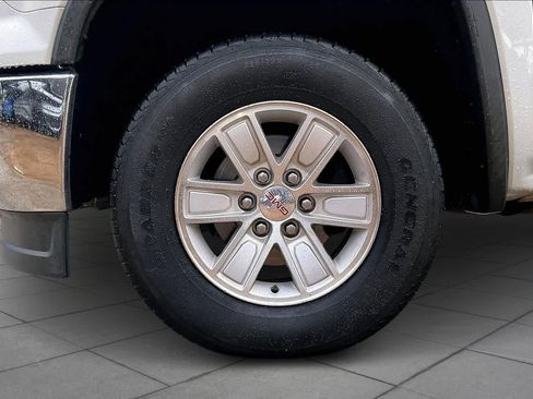 Used 2014 GMC Sierra 1500 SLE w/ SLE Value Package image 11