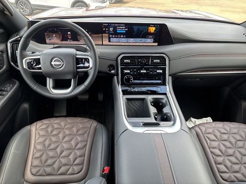 New 2025 Nissan Armada Platinum w/ Convenience Package image 12