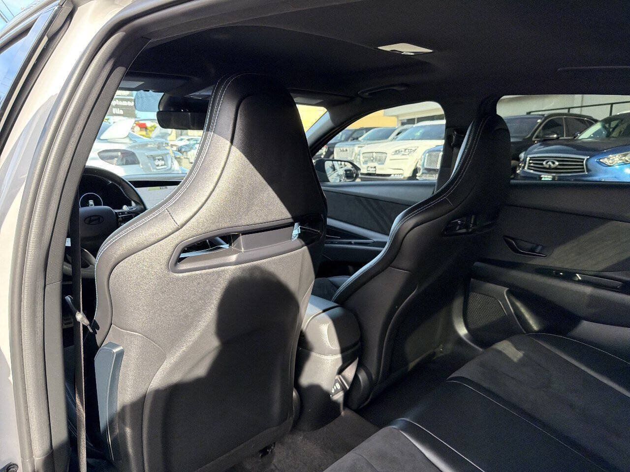 Used 2025 Hyundai Elantra N FWD image 24