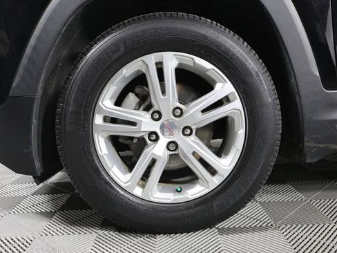 Used 2019 GMC Terrain SLE w/ LPO, Cargo Package image 9