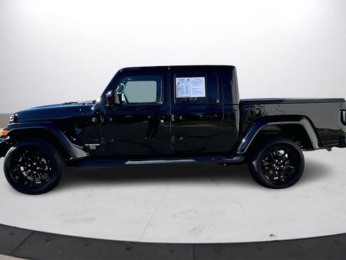 Certified 2021 Jeep Gladiator Overland image 6