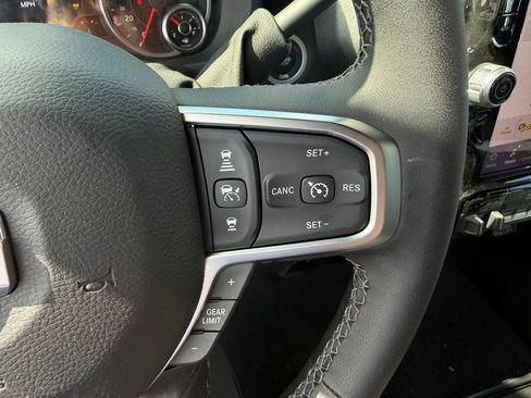 Used 2025 RAM 2500 Tradesman w/ Safety Group AWD/4WD image 9