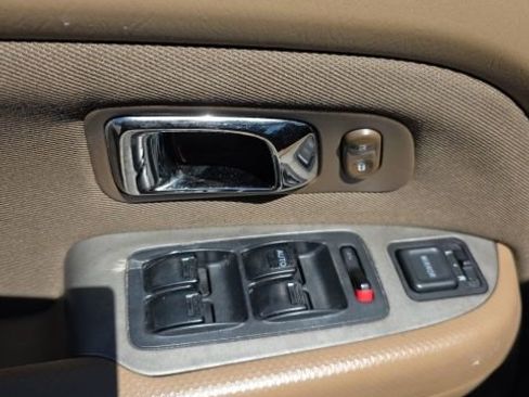 Used 2006 Honda Pilot LX image 10