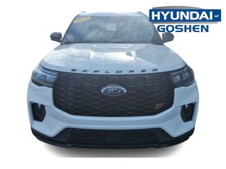 Used 2025 Ford Explorer ST video 2