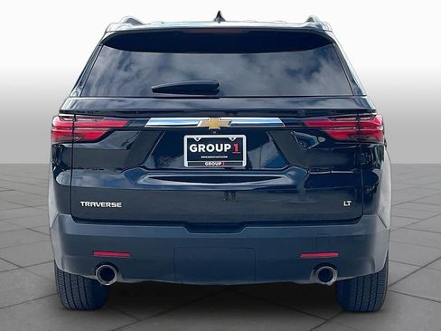 Used 2023 Chevrolet Traverse LT FWD image 5