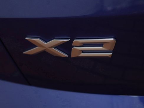Used 2025 BMW X2 xDrive28i w/ Technology Package image 11