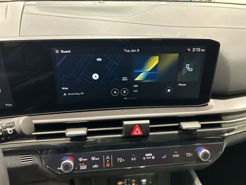 New 2026 Kia Sportage SX image 17