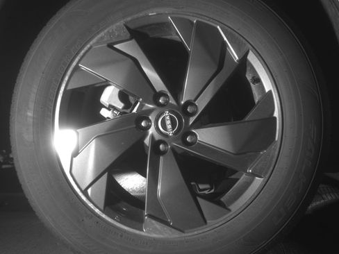 Used 2025 Nissan Rogue SV image 14