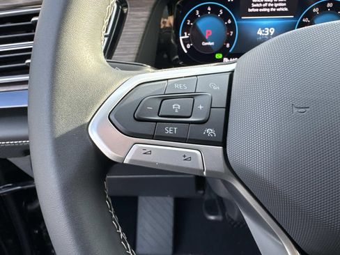 New 2026 Volkswagen Atlas SEL AWD/4WD image 32