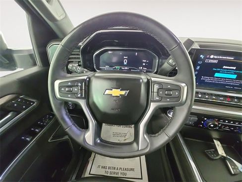 Used 2024 Chevrolet Silverado 2500 LTZ w/ LTZ Premium Package image 12