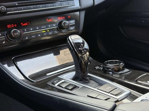 Used 2016 BMW 550i Sedan RWD image 11