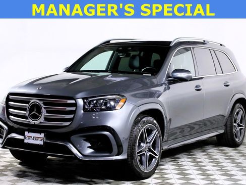 Used 2025 Mercedes-Benz GLS 450 4MATIC image 3