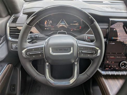 New 2026 GMC Acadia Denali Ultimate w/ LPO, Floor Liner Package image 19