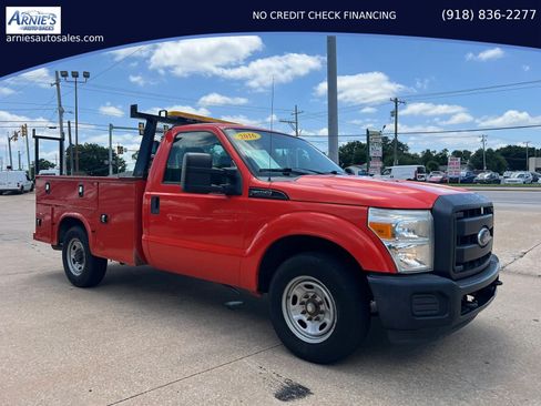 Used 2016 Ford F250 XL RWD image 4