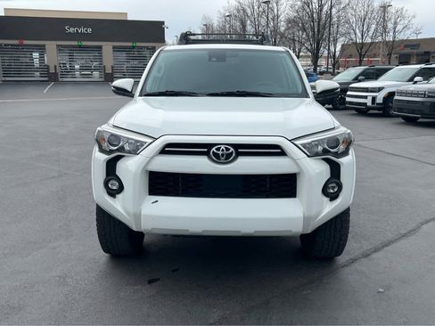 Used 2022 Toyota 4Runner SR5 Premium w/ Moonroof Package image 3