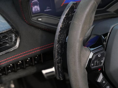 Used 2018 Lamborghini Huracan Performante image 20