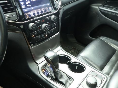 Certified 2020 Jeep Grand Cherokee Limited X AWD/4WD image 35