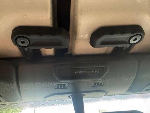 Used 2020 Jeep Wrangler Sport AWD/4WD image 32