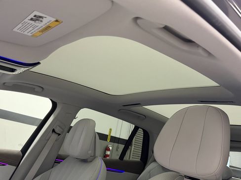 Certified 2023 Mercedes-Benz EQS 580 4MATIC SUV image 26