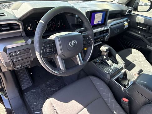 Used 2025 Toyota Tacoma SR5 image 16