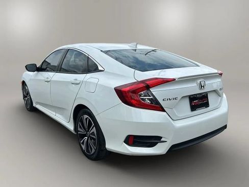 Used 2017 Honda Civic EX-T image 7