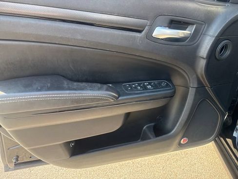 Used 2016 Chrysler 300 S w/ 300S Premium Group AWD/4WD image 9