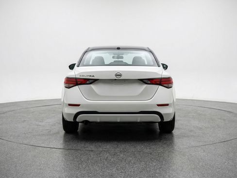 Used 2025 Nissan Sentra SV FWD image 7
