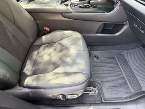 Used 2026 Toyota Grand Highlander AWD Hybrid image 44
