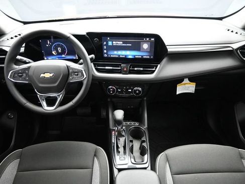 New 2026 Chevrolet TrailBlazer LT w/ Convenience Package image 25