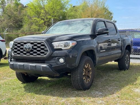 Used 2021 Toyota Tacoma TRD Off-Road image 4