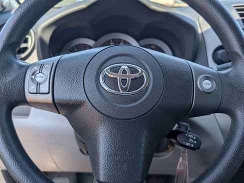 Used 2012 Toyota RAV4 FWD w/ Value Pkg image 18