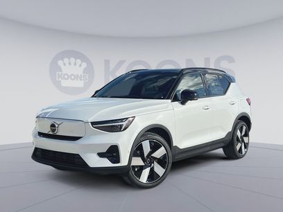 New 2026 Volvo EX40 Plus w/ Climate Package