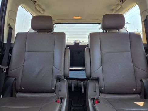 Used 2020 Lexus GX 460 Luxury w/ Luxury Sport Package AWD/4WD image 9