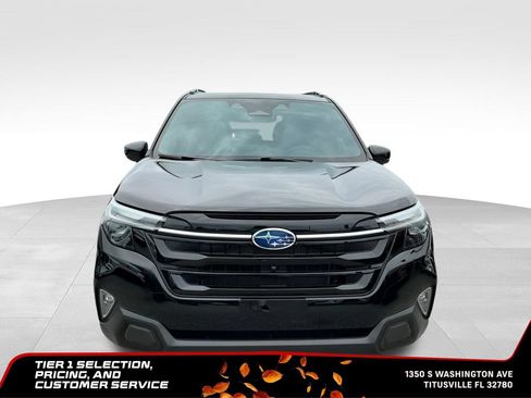 Used 2025 Subaru Forester Touring w/ Popular Package - Touring AWD/4WD image 14