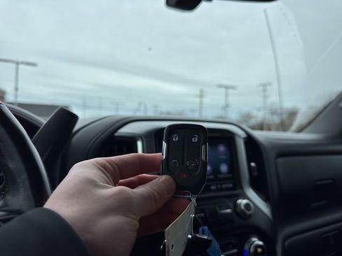 Used 2019 GMC Sierra 1500 SLE w/ SLE Value Package image 30