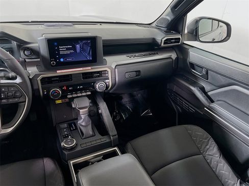 Certified 2025 Toyota Tacoma SR5 image 20