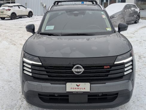 New 2026 Nissan Kicks SR w/ Cold Weather Package image 2