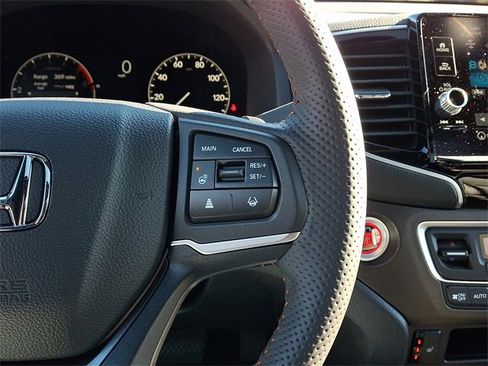 Certified 2025 Honda Ridgeline TrailSport+ image 22