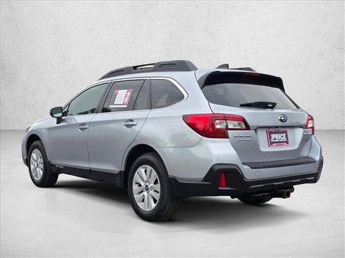 Used 2019 Subaru Outback 2.5i Premium w/ Popular Package #2 AWD/4WD image 3
