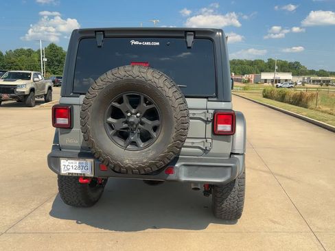 Used 2022 Jeep Wrangler Unlimited Rubicon image 8